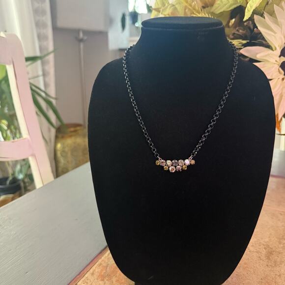 Sabika Crystal Pendant Black Chainlink Necklace - Picture 7 of 9